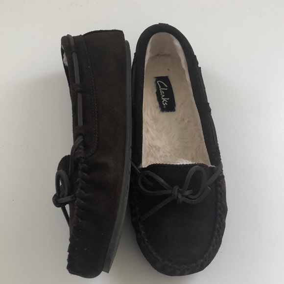 Clarks Suede Flat Moccasin Shoe - Picture 3 of 6